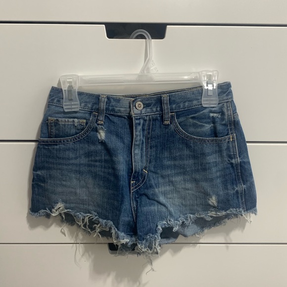 Hollister high/waisted jean shorts - Picture 1 of 3